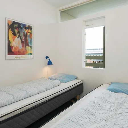 4 Person Holiday In Fan